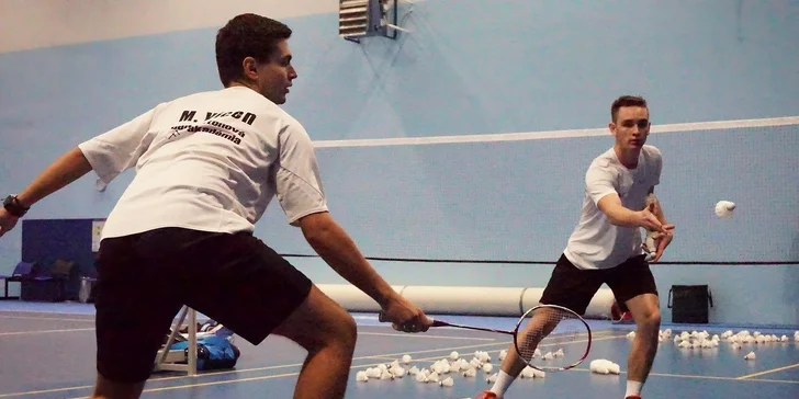 Hodina bedmintonu s profesionálnym trénerom