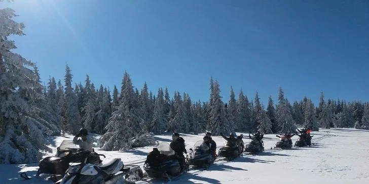 Adrenalín na snežných skútroch v Slovenskom rudohorí