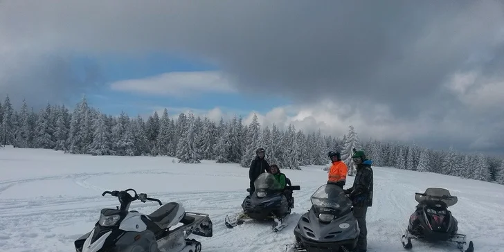 Adrenalín na snežných skútroch v Slovenskom rudohorí