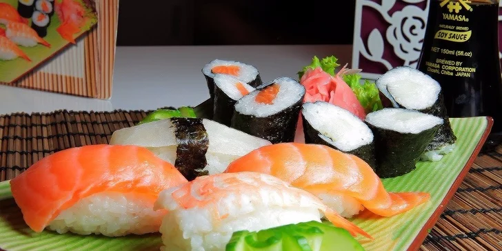 SUSHI sety v SUSHI Bare SUNSHINE v Auparku