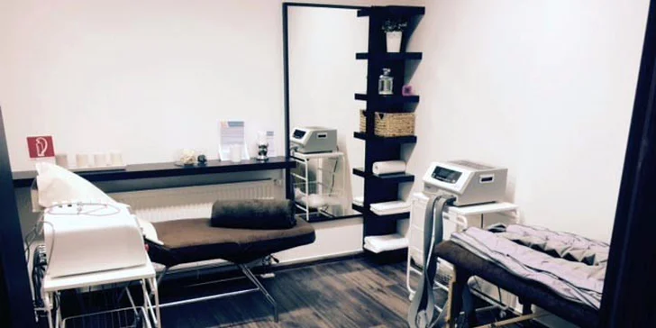 Hĺbkové čistenie pleti a peeling Skin Scrubberom