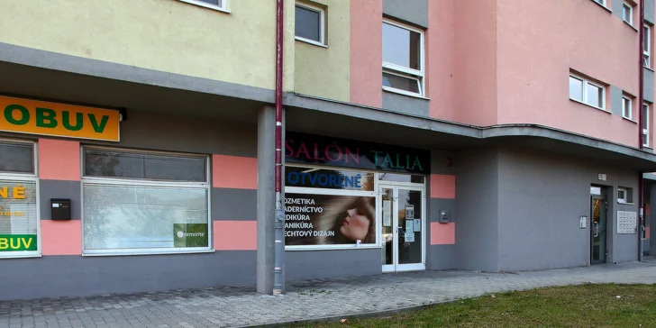 Pánske alebo dámske strihanie vlasov s možnosťou farbenia