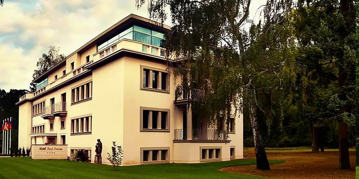 Exkluzívny pobyt v jednom z najlepšie hodnotených hotelov PARK AVENUE**** Piešťany. Platnosť až do 31.5.2016!