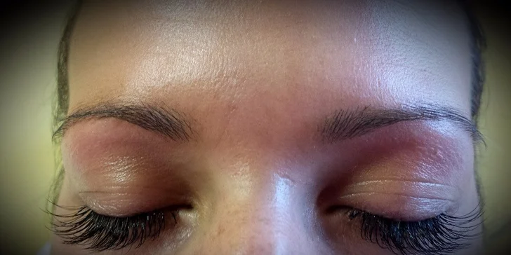 3D mihalnice, 3D permanentný make-up alebo profesionálne líčenie