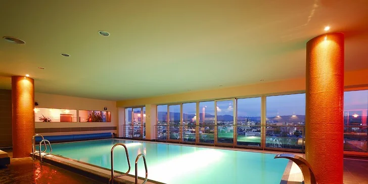 2 hodiny vo wellness centre HOLIDAY INN****