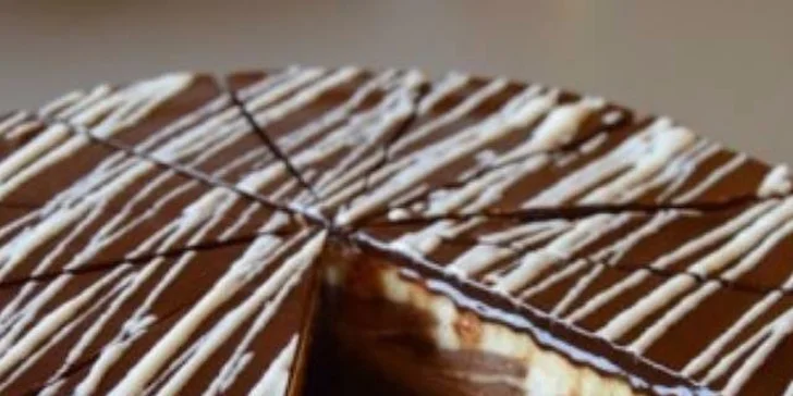 Čaj alebo espresso a domáci koláčik z dennej ponuky