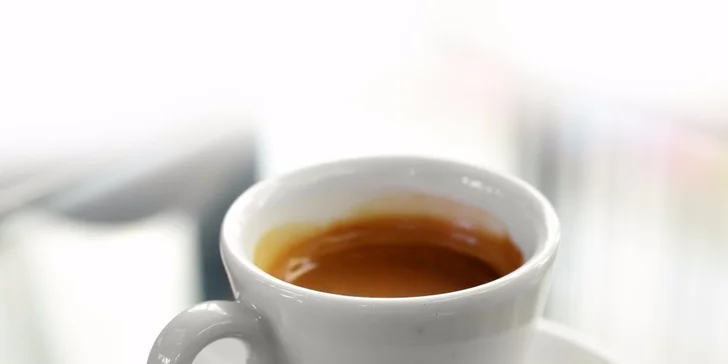 Čaj alebo espresso a domáci koláčik z dennej ponuky