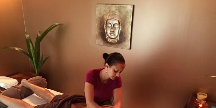 Luxusná celotelová olejová masáž v ayurvédskom relaxačnom centre