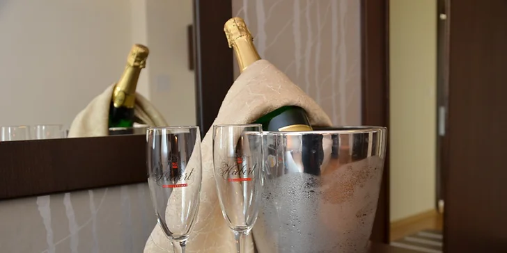 Luxusný 4-dňový pobyt pre 2 dvoch s wellnesom a aquaparkom