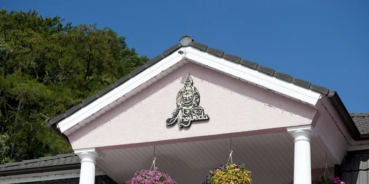 Luxusná celotelová olejová masáž v ayurvédskom relaxačnom centre