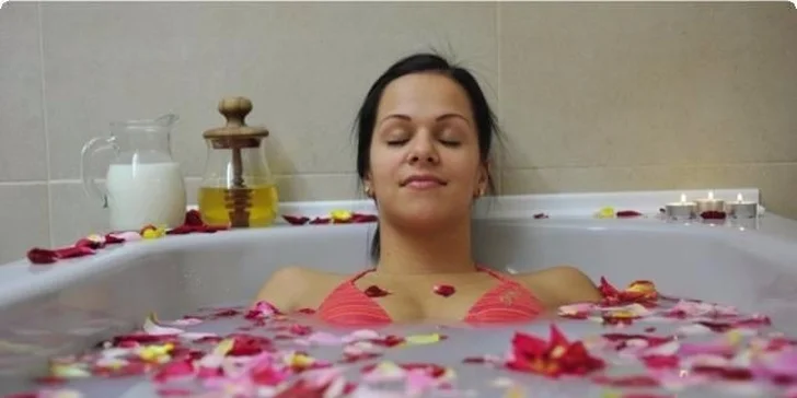Wellness pobyt pre celú rodinu v liečebných termálnych kúpeľoch Sárvár s dopravou, 1 dieťa do 12 rokov ubytovanie zdarma, termín cez školské prázdniny!