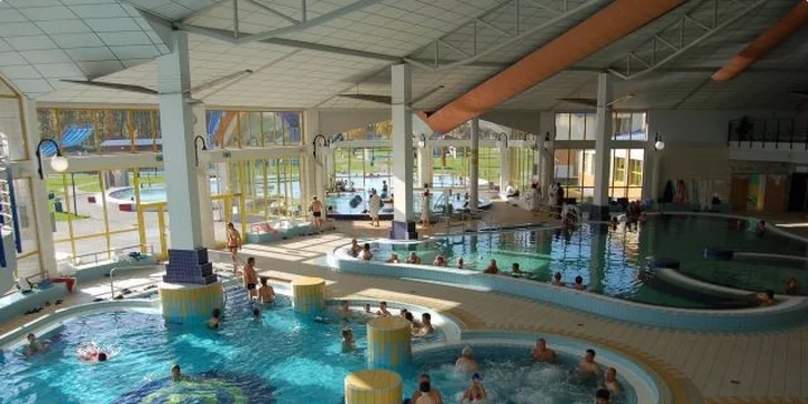Wellness pobyt pre celú rodinu v liečebných termálnych kúpeľoch Sárvár s dopravou, 1 dieťa do 12 rokov ubytovanie zdarma, termín cez školské prázdniny!
