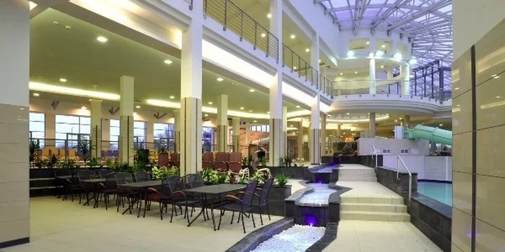 Wellness pobyt pre celú rodinu v liečebných termálnych kúpeľoch Sárvár s dopravou, 1 dieťa do 12 rokov ubytovanie zdarma, termín cez školské prázdniny!