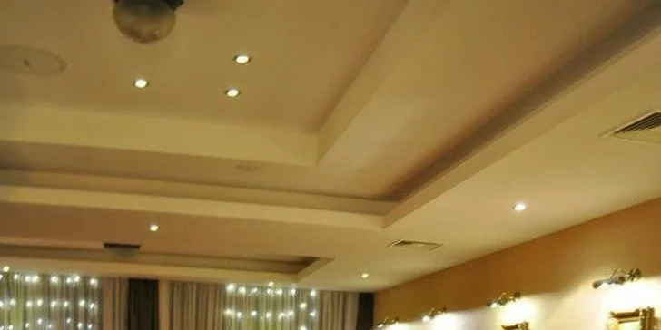 Wellness pobyt v centre kúpeľného mesta s polpenziou, masážou a neobmedzeným wellness