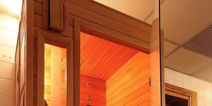 Celodenný vstup alebo permanentka na 5 vstupov do wellness centra hotela Holiday Inn v Bratislave