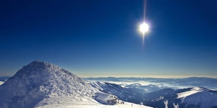 Rodinný Ski & Wellness pobyt v Jasnej v obľúbenom hoteli Poľovník***. Dieťa do 12 rokov ubytovanie zadarmo.