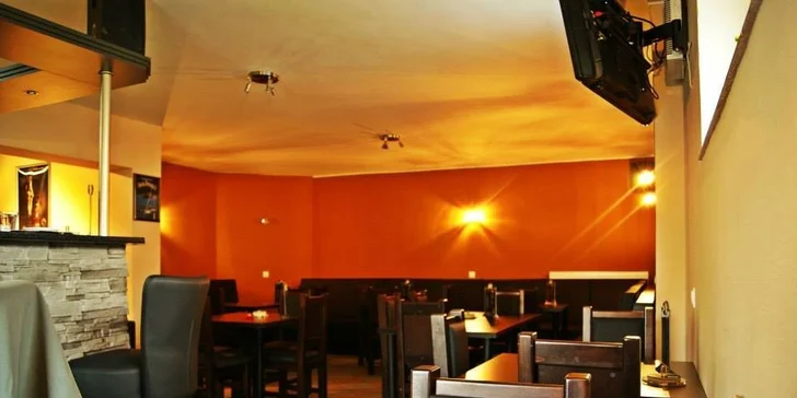 Dve horúce čokolády alebo espresso a Marlenka