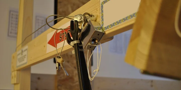 Escape Room - podarí sa vám ujsť z Technickej kocky späť do súčasnosti?