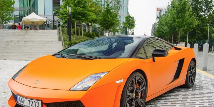 Jazda snov na Lamborghini Gallardo LP560-4 a Ferrari 599GTB