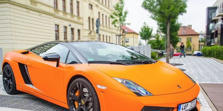 Jazda snov na Lamborghini Gallardo LP560-4 a Ferrari 599GTB