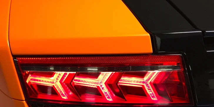 Jazda snov na Lamborghini Gallardo LP560-4 a Ferrari 599GTB