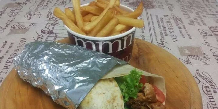 Gyros v placke s hranolčekmi