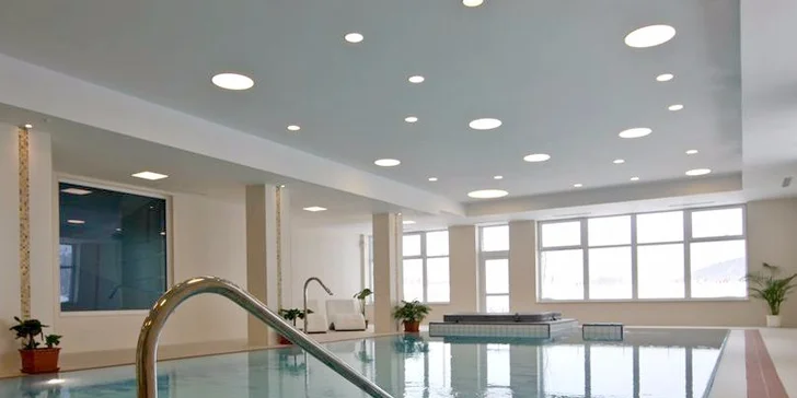 Jarný wellness pobyt pre 2 osoby pod Vysokými Tatrami v novom hoteli Končistá ****