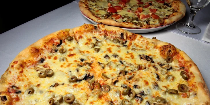 2 poriadne pizze podľa vašej chuti bez rezervácie