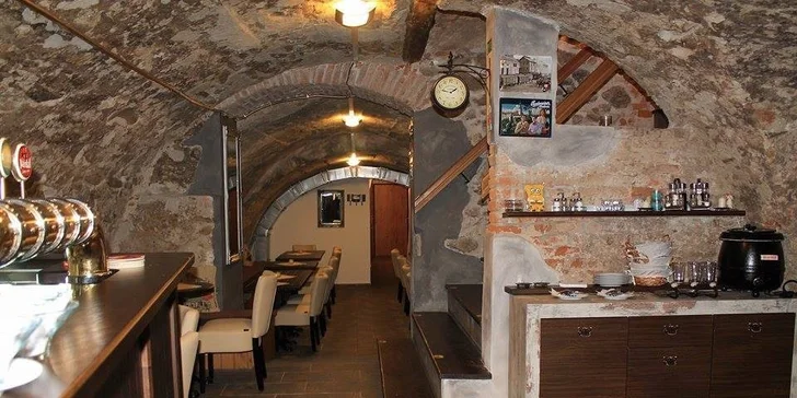 Vyprážané kuracie krídelká v novootvorenej reštaurácii