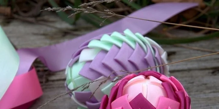 Decoupage, nešitý patchwork, šitie pre deti alebo výroba drôteného náramku