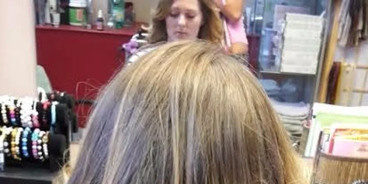 Štýlový strih, populárne ombré alebo exotické afrocopíky