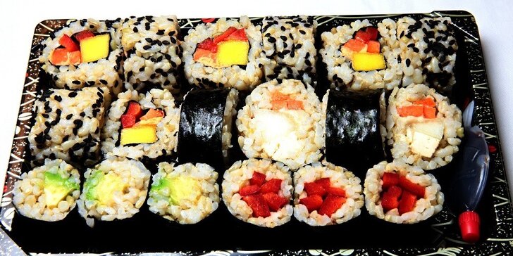 Vegetariánsko-vegánske sushi pre 2 alebo 4 osoby - take away