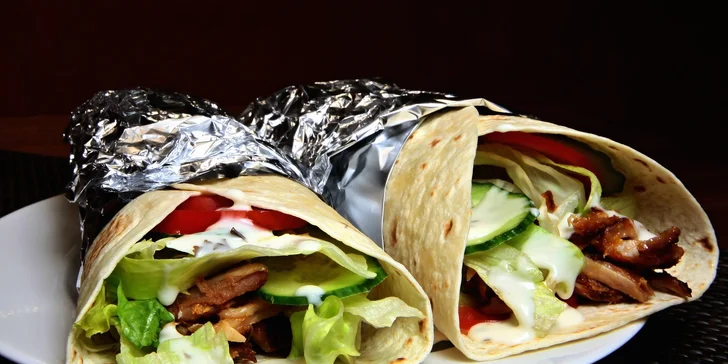 2x vynikajúci kurací kebab v placke pre dvoch