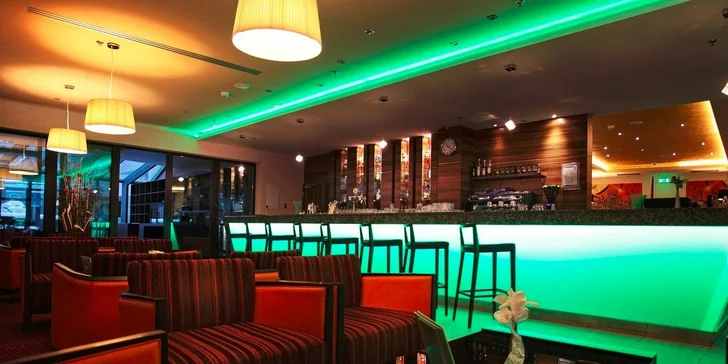 Luxusný Silvester v HOLIDAY INN Trnava s možnosťou zábavy v štýle LAS VEGAS, zvýhodnené podmienky pre deti!