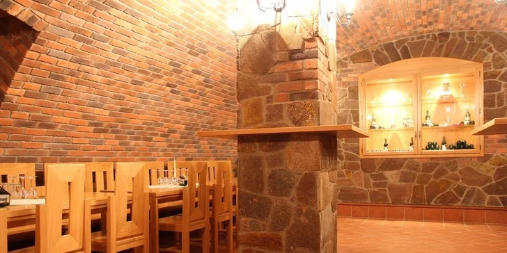 Rozprávkový pobyt v Zámockom hoteli s polpenziou na Vranove