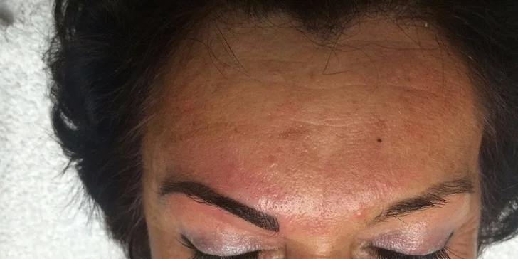 Permanentný make-up obočia, pier či očných liniek