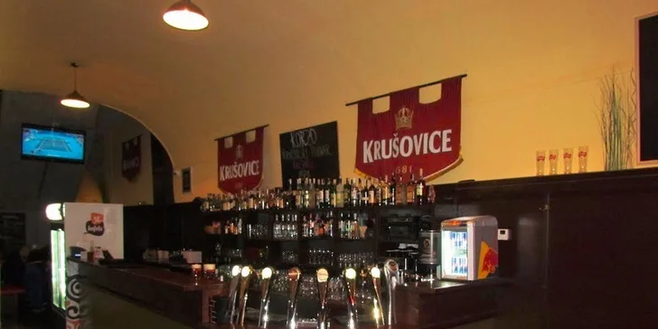 Vyberte si z 5 druhov pizze v Beer House alebo v Korze