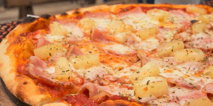 Vyberte si z 5 druhov pizze v Beer House alebo v Korze