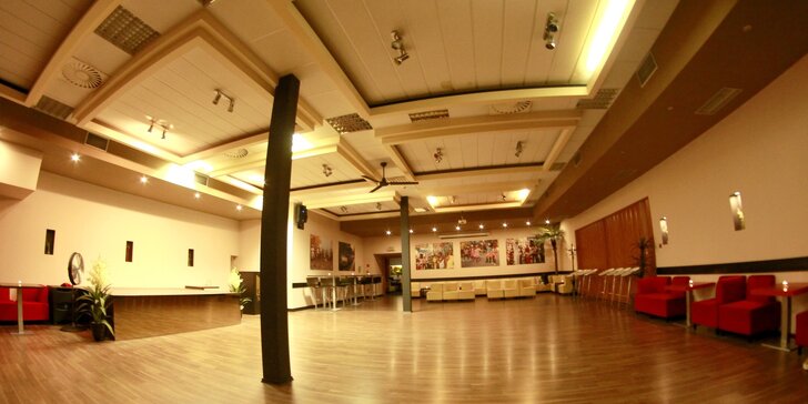 Tanečné kurzy salsy pre 1 alebo 2 osoby v Dance Club SALSA by Norika