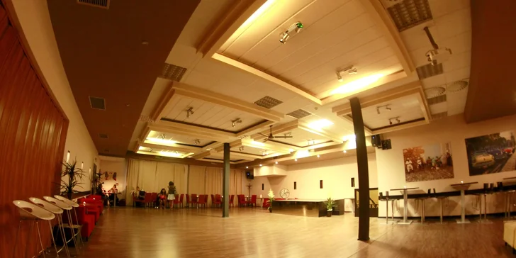 Tanečné kurzy bachaty pre 1 alebo 2 osoby v Dance Club SALSA by Norika