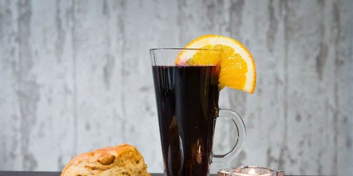 Varené vínko, čaj, rakytníkový džús, pagáč alebo koláč v Post Caffé
