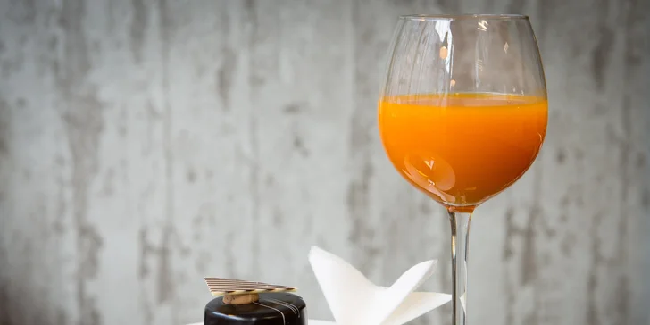 Varené vínko, čaj, rakytníkový džús, pagáč alebo koláč v Post Caffé