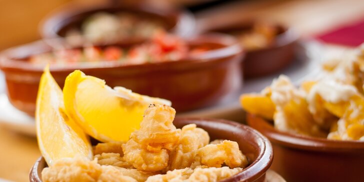 Pravá španielska paella s plodmi mora či parrillada de marisco