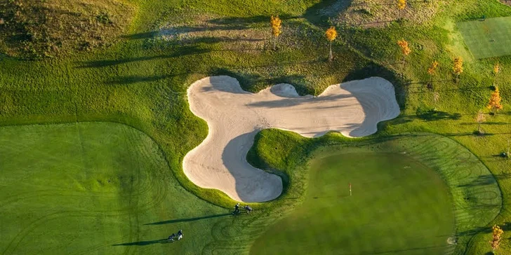 Dvojmesačný golfový kurz na zelenú kartu pod vedením profesionálneho trénera vhodný aj pre deti