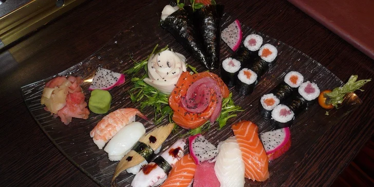 Obľúbený sushi set pre dvoch v TOP reštaurácií Sushihanil, vhodné ako darček!
