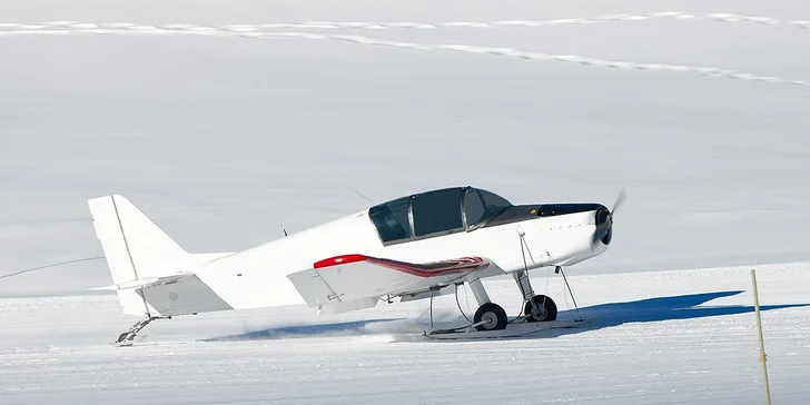 Vzrušujúci let lietadlom CESSNA 150. Teraz špeciálne darčekové balíčky!