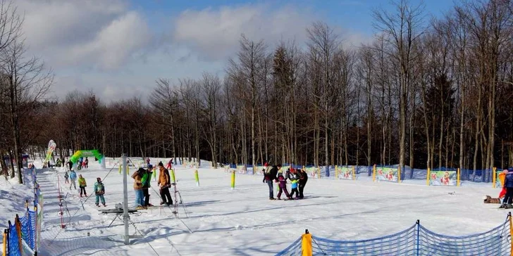 Nové Horské Chaty Guldiner pre 4 až 7 ľudí pri svahu a na bežkárskej trase na vrchole Kremnických vrchov v 1205 m n. m.