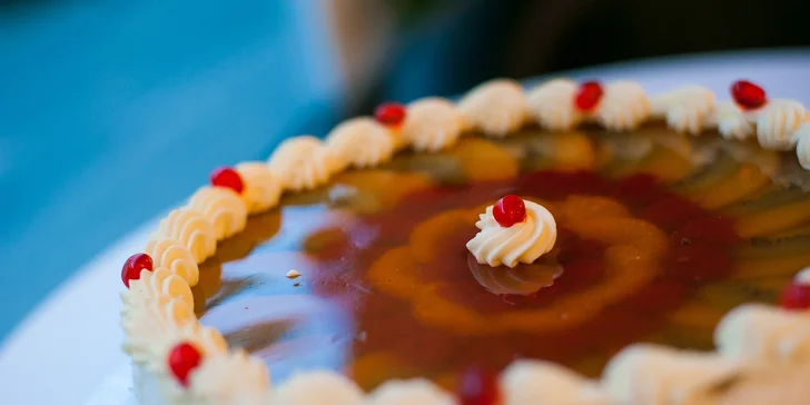 Výborné torty podľa vášho výberu: Sacher, Harlekýn, Jadranská alebo Ovocná
