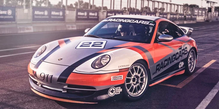 Najlepšia jazda vášho života! Vytúrujte na SLOVAKIA RINGU Porsche 911 GT3 S2 alebo BMW E36