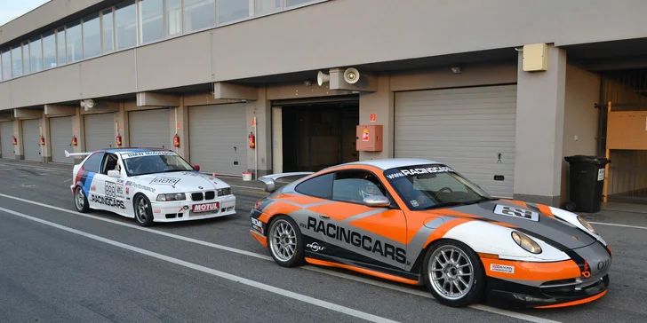 Zajazdite si na SLOVAKIA RINGU v Porsche 911 GT3 S2 alebo BMW E36